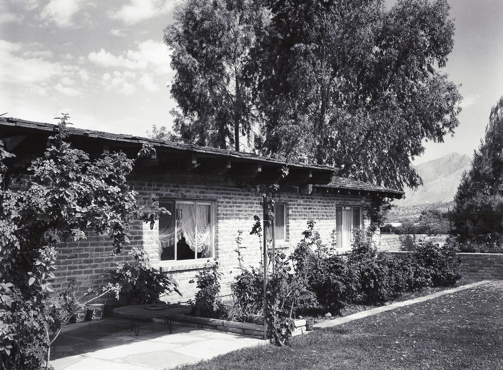 1964 Tucson home photos: Home overlooks golf course